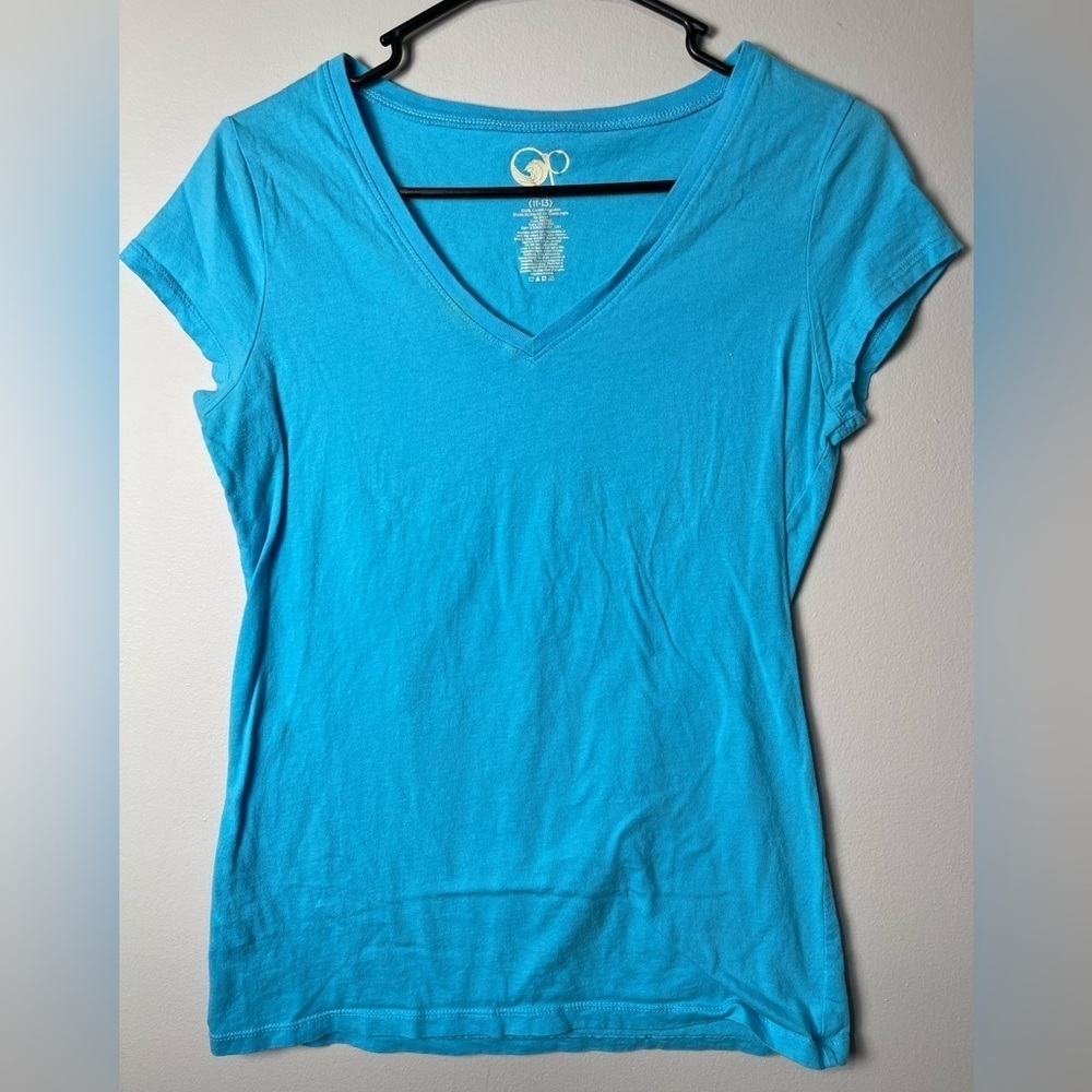 OP Junior's Short Sleeve V-Neck Tee